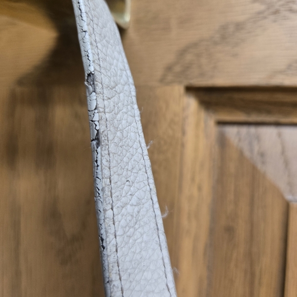 Coach Cream Shoulder Bag with Metallic Accents - Picture 7 of 8